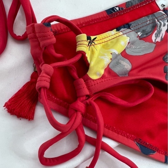 2pc Bikini swim suit, adjustable side ties with tassels red floral print - Picture 4 of 5